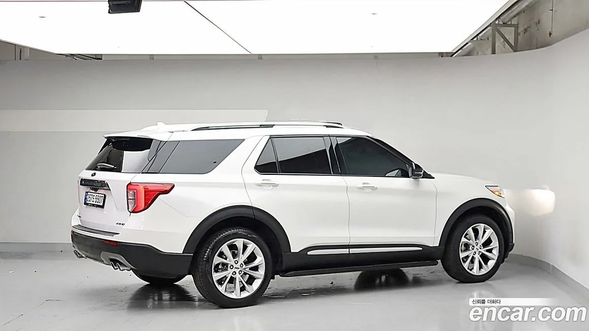 Ford Explorer 2022 из KR, фото 4