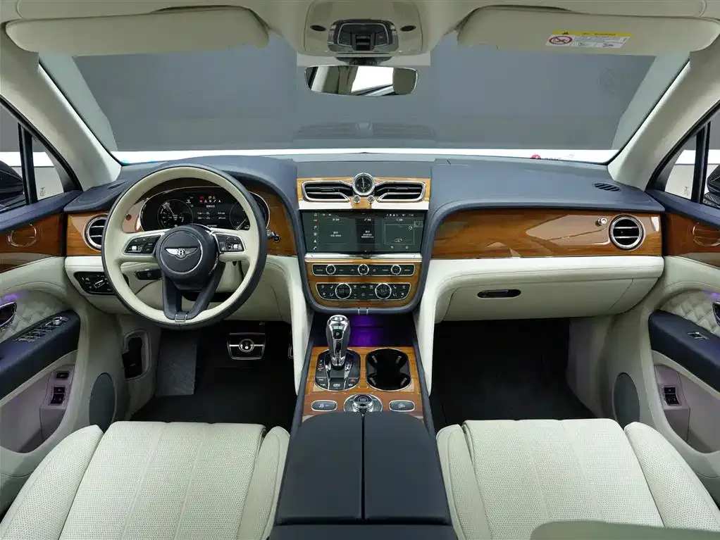 Bentley Bentayga PHEV 2022 из CN, фото 6