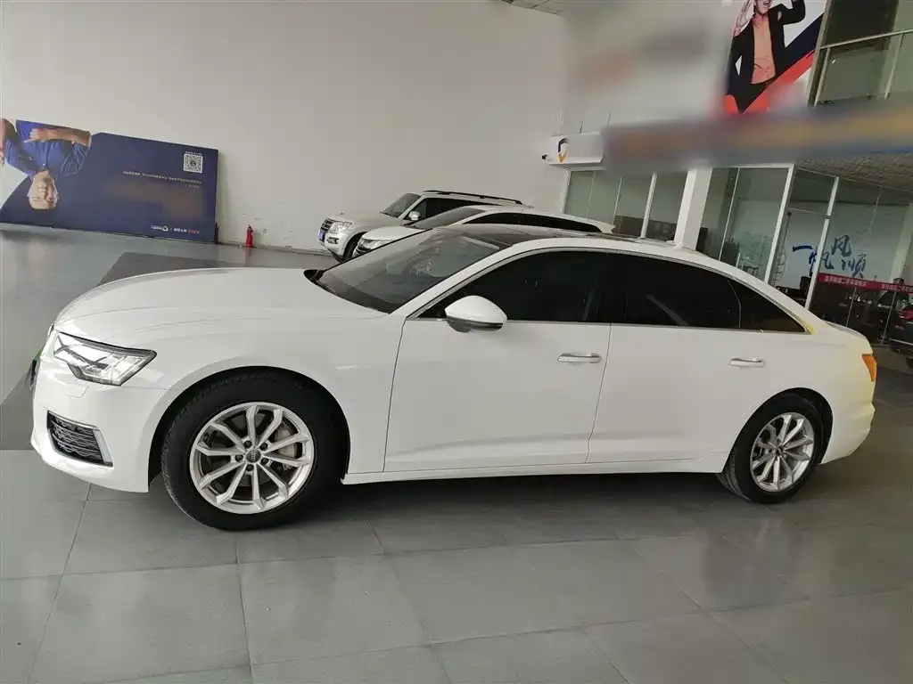 Audi A6L 2021 из CN, фото 5