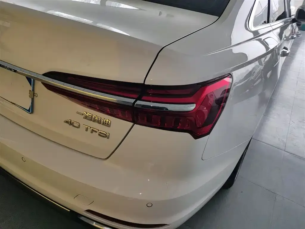 Audi A6L 2021 из CN, фото 8