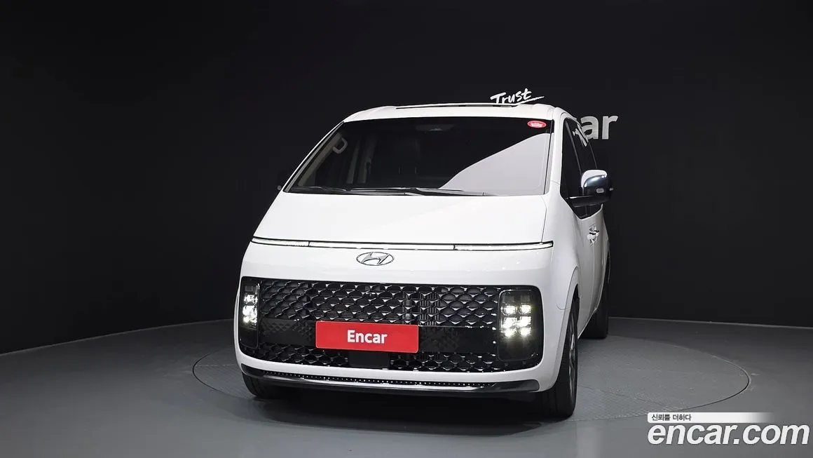 Hyundai Staria 2023 из KR, фото 3
