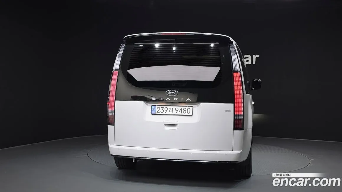 Hyundai Staria 2023 из KR, фото 4