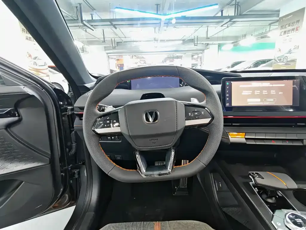Changan UNI-V 2025 из CN, фото 6