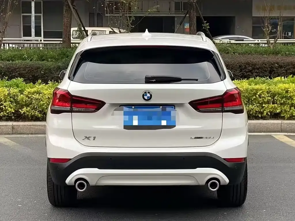 BMW X1 2021 из CN, фото 9