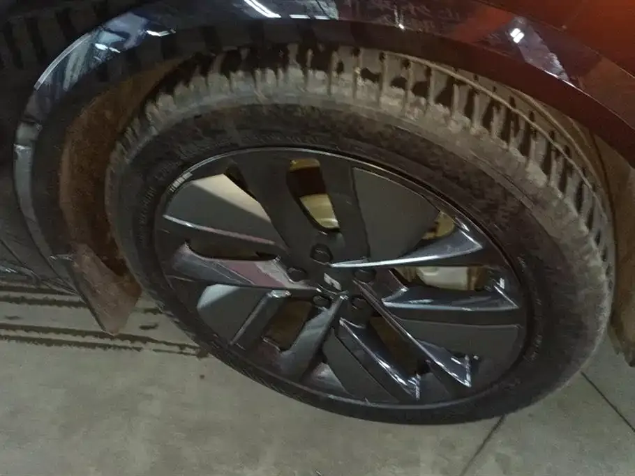 Li Auto L9 2024 из CN, фото 6