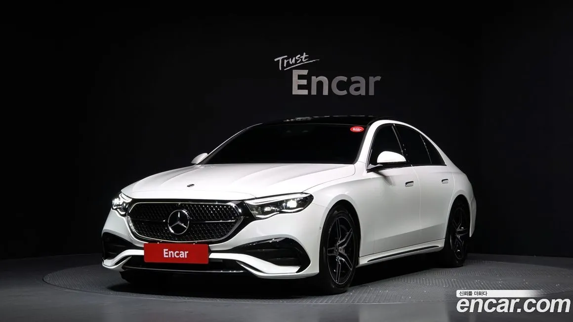 Mercedes-Benz E-Class — фото 1