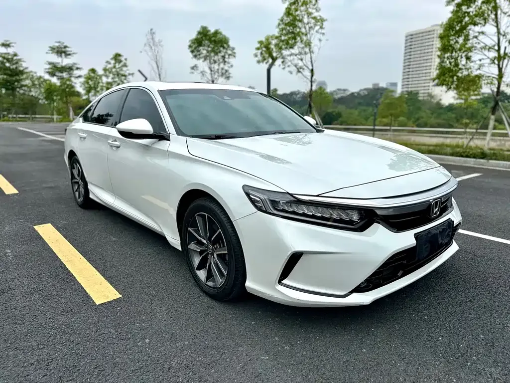 Honda Inspire 2023 из CN, фото 2
