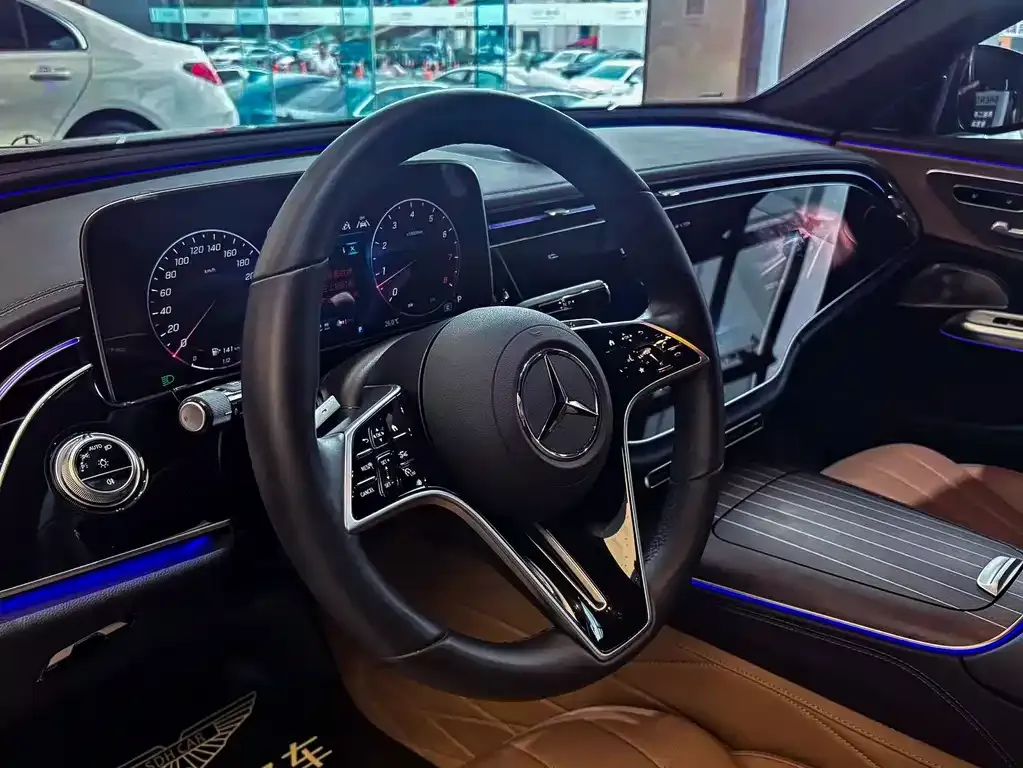 Mercedes-Benz E-Class 2024 из CN, фото 6