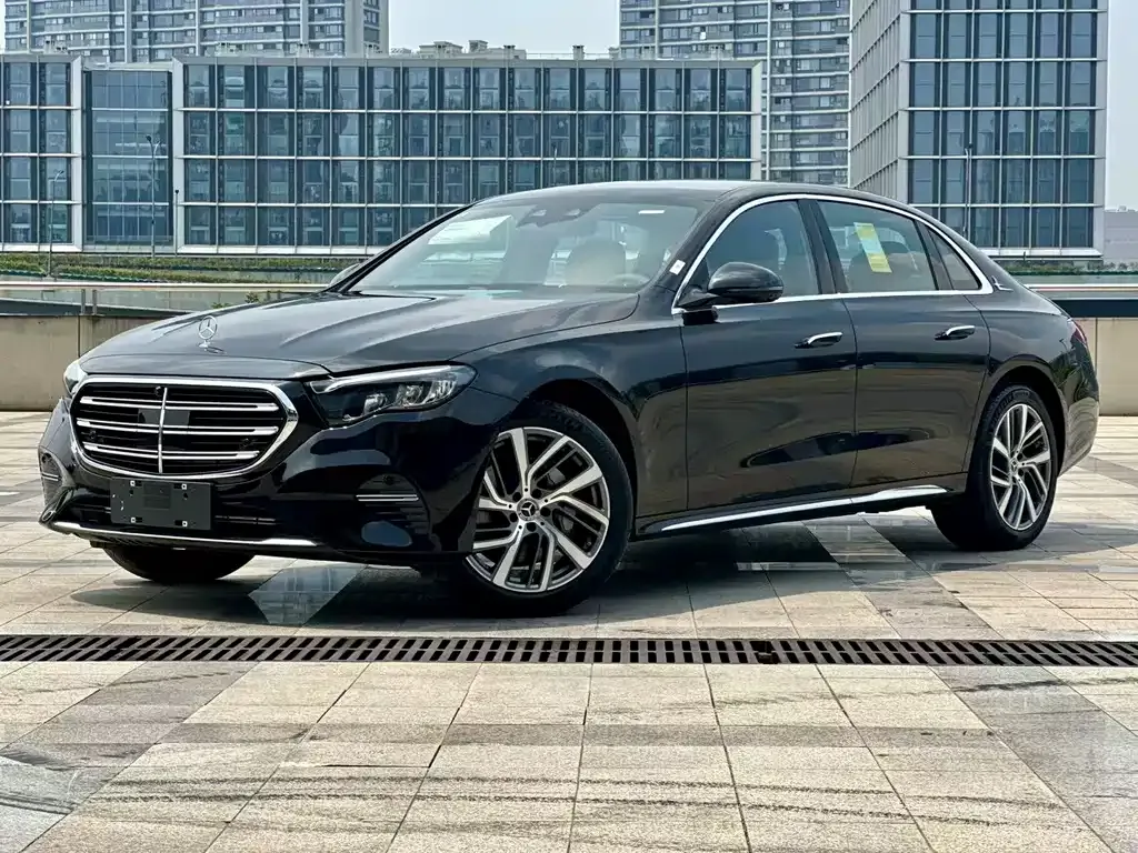 Mercedes-Benz E-Class 2025 из CN, фото 2