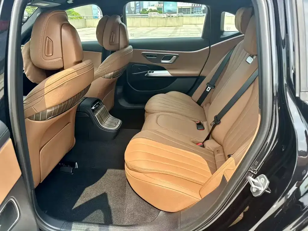 Mercedes-Benz E-Class 2025 из CN, фото 8
