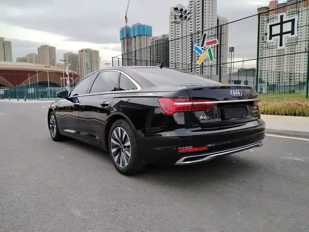 Audi A6L 2024 из CN, фото 4