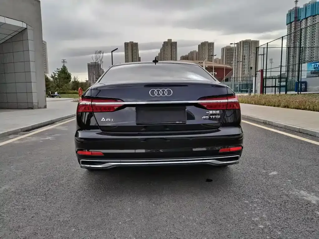 Audi A6L 2024 из CN, фото 5