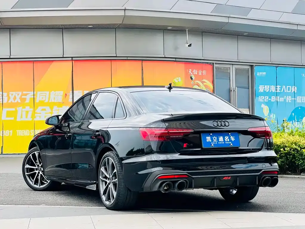 Audi S4 2023 из CN, фото 4