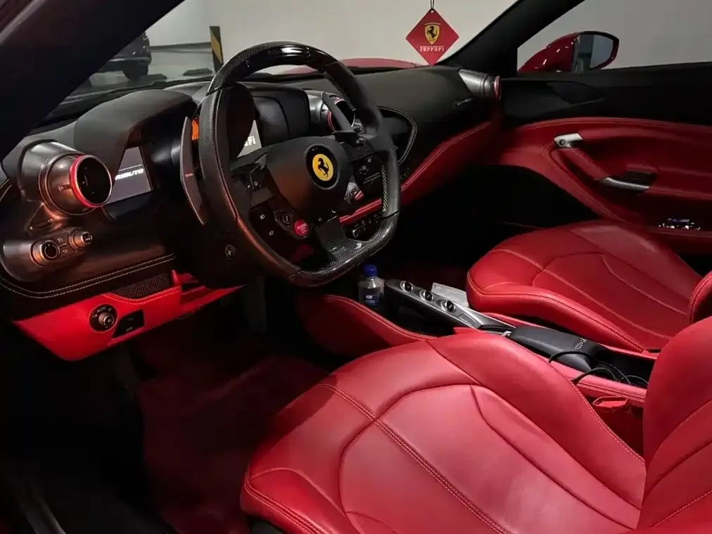 Ferrari F8 — фото 2