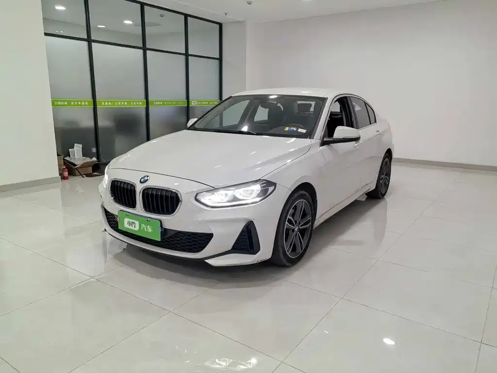 BMW 1 Series — фото 1