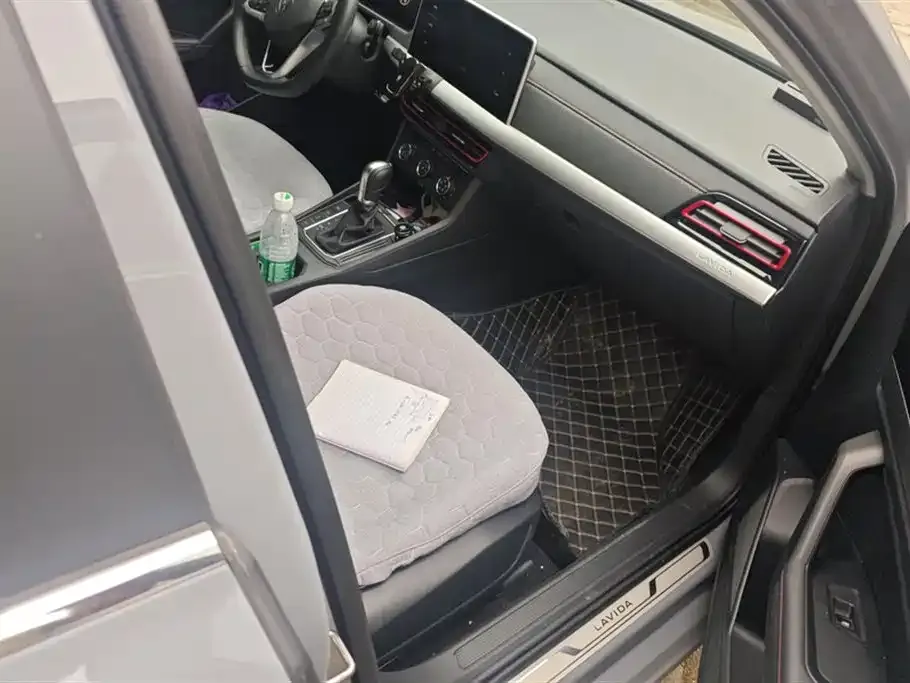 Volkswagen Lavida 2024 из CN, фото 8