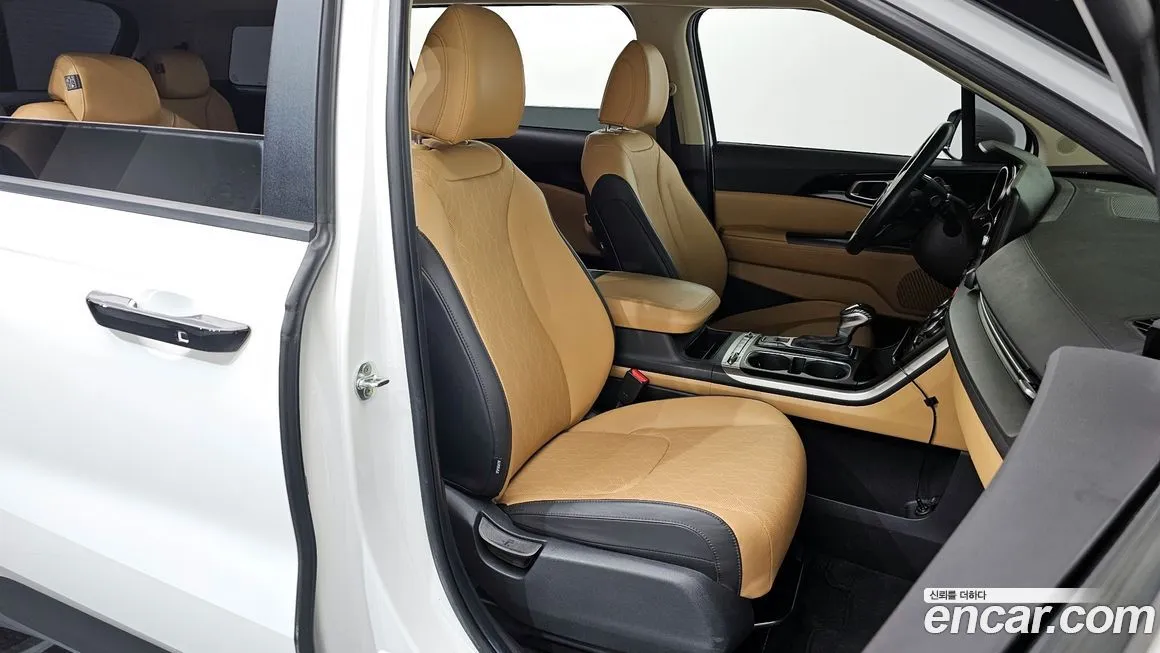 Kia Carnival — фото 10