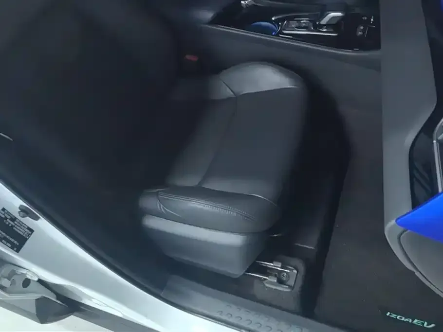 Toyota IZOA EV 2022 из CN, фото 8
