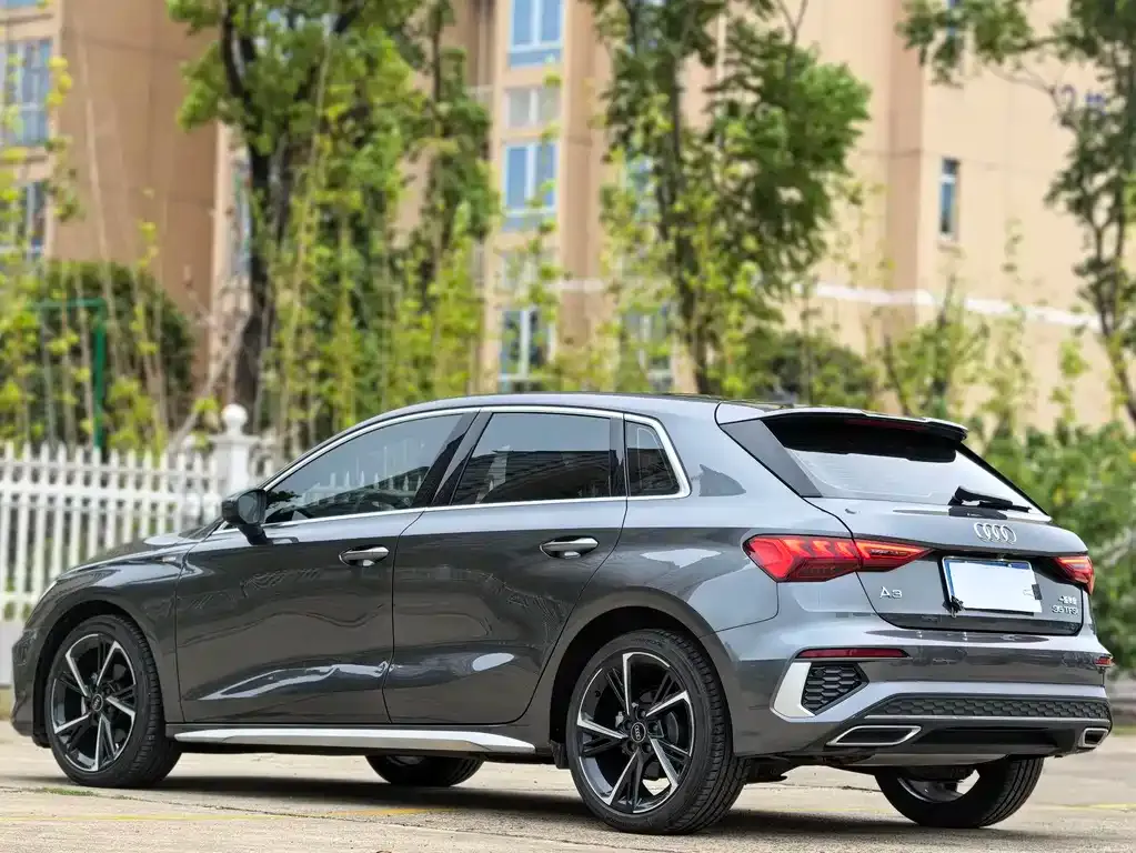 Audi A3 2023 из CN, фото 6
