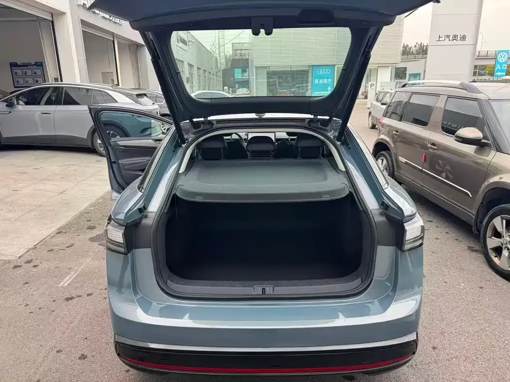 Volkswagen ID.7 VIZZION 2024 из CN, фото 9