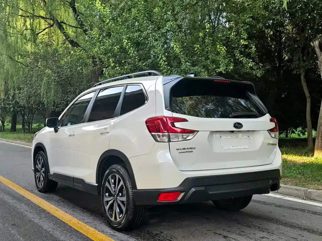 Subaru Forester 2025 из CN, фото 4