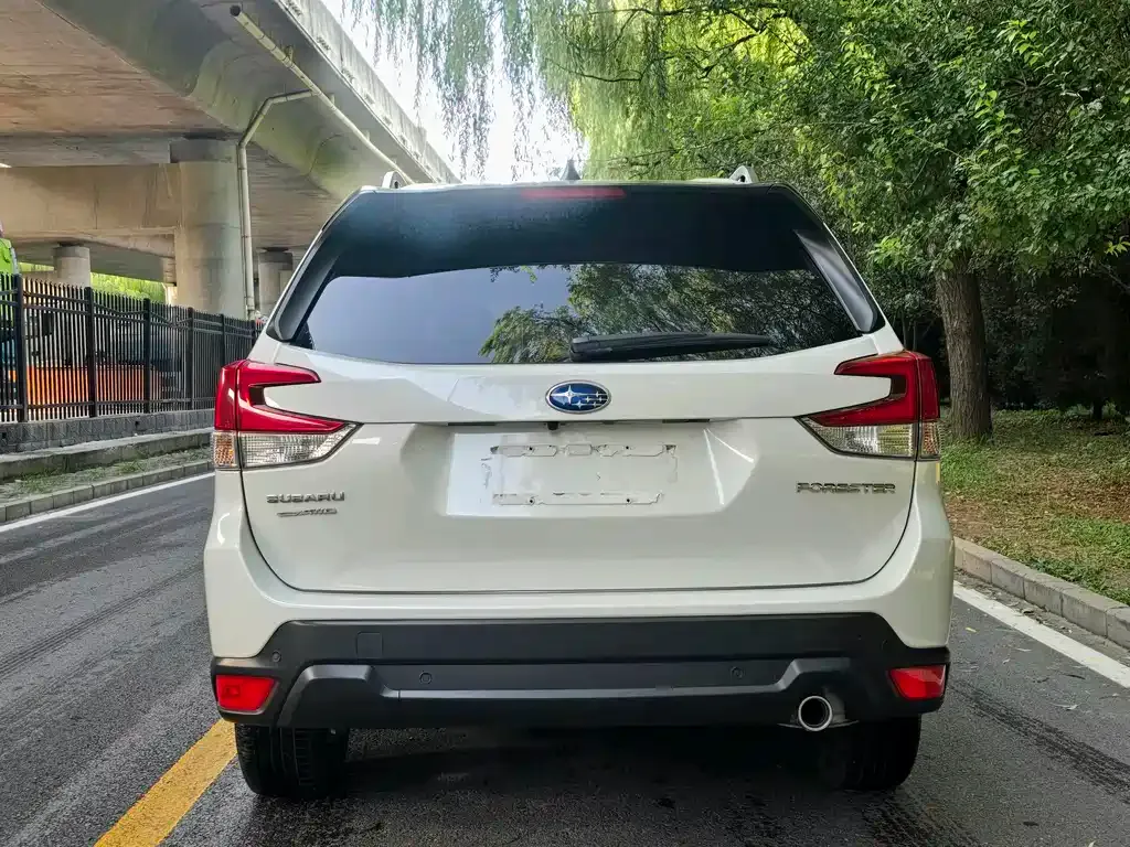 Subaru Forester 2025 из CN, фото 5