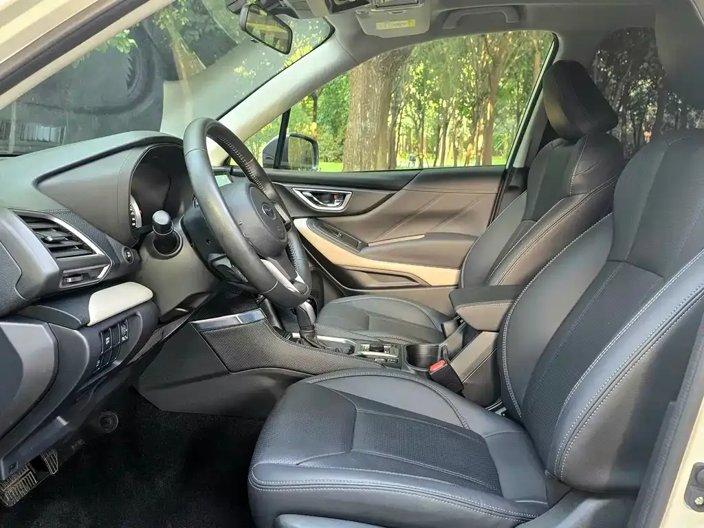 Subaru Forester 2025 из CN, фото 6