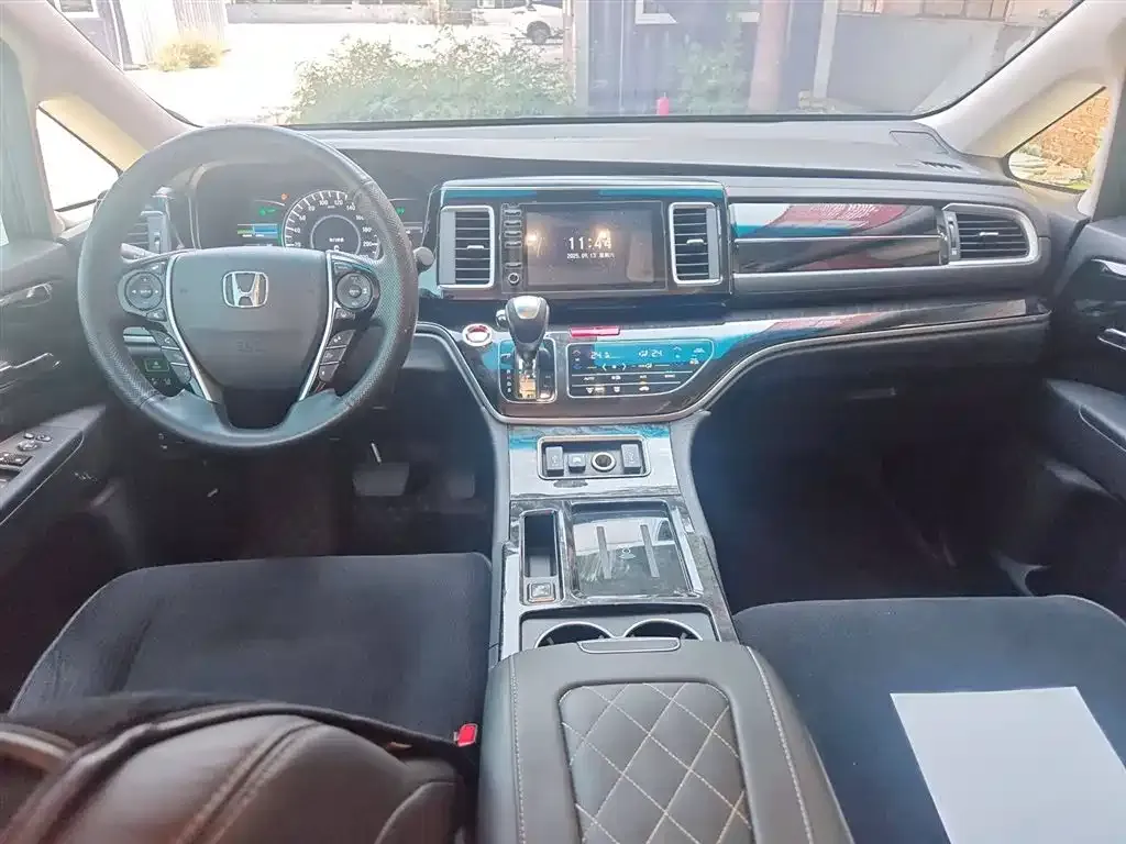 Honda Elysion 2021 из CN, фото 10