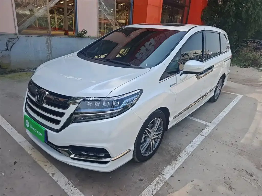 Honda Elysion 2021 из CN, фото 2
