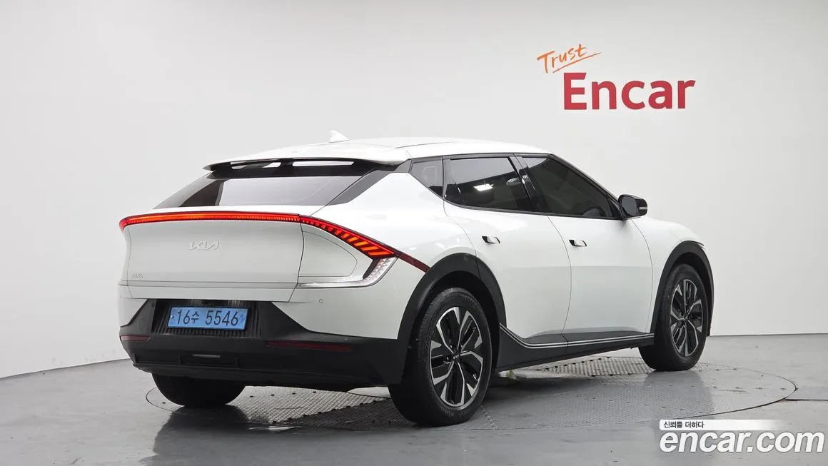 Kia EV6 — фото 2