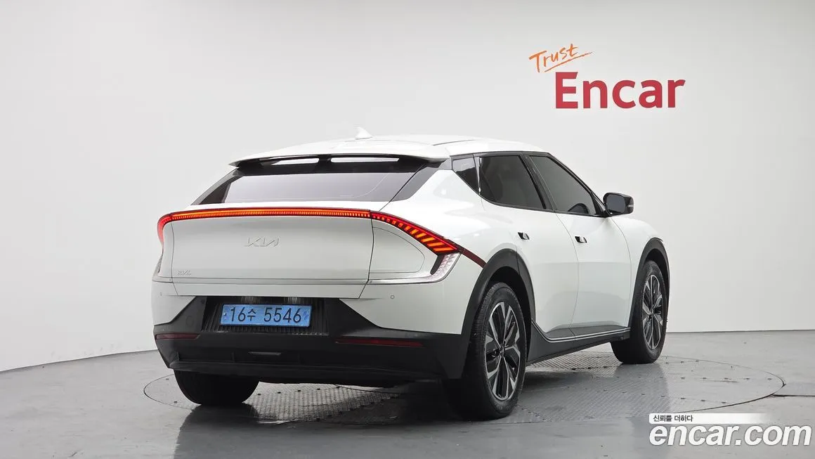 Kia EV6 — фото 4