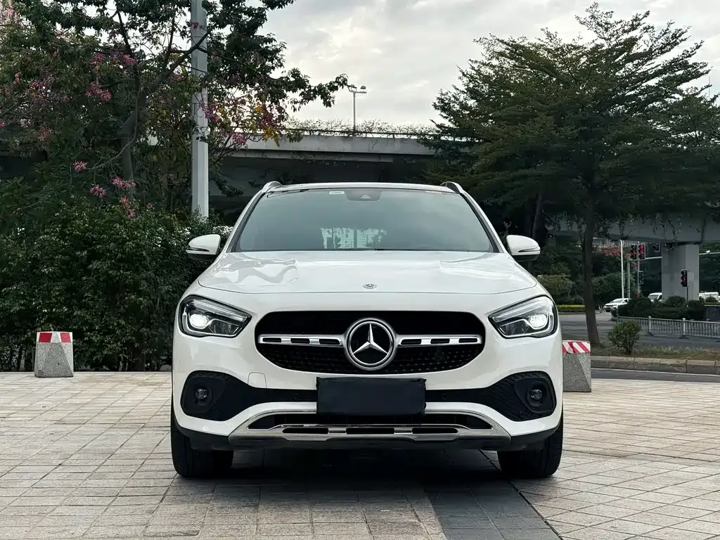 Mercedes-Benz GLA 2023 из CN, фото 2