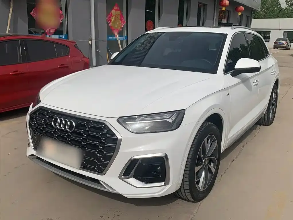 Audi Q5L 2022 из CN, фото 1