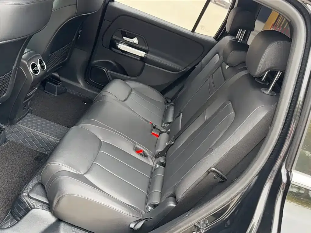 Mercedes-Benz GLB 2023 из CN, фото 10