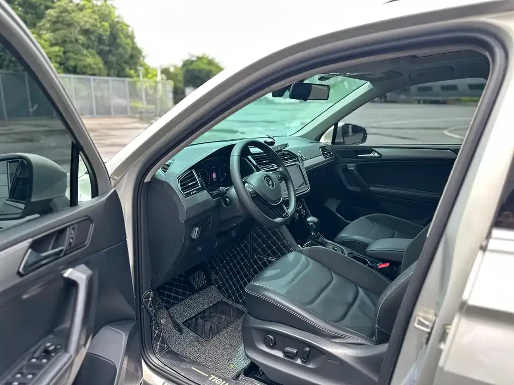 Volkswagen Tiguan L 2021 из CN, фото 5
