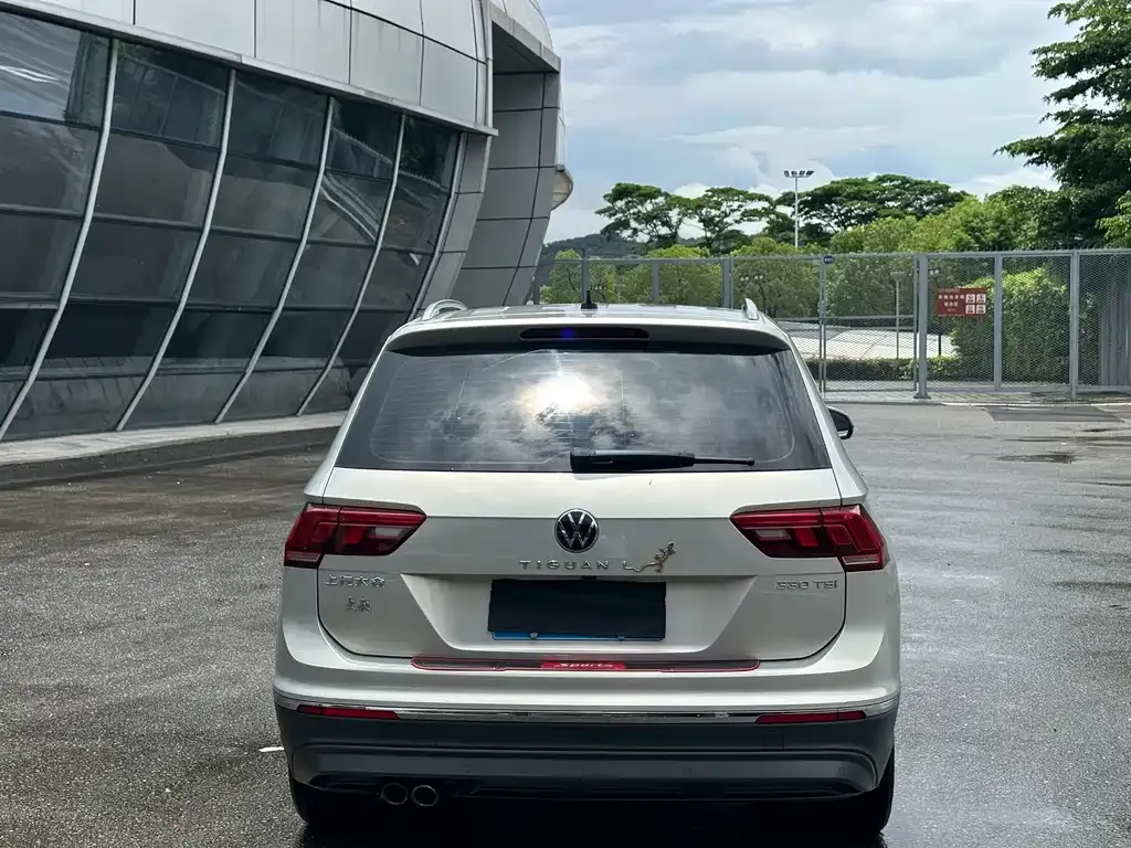 Volkswagen Tiguan L 2021 из CN, фото 8