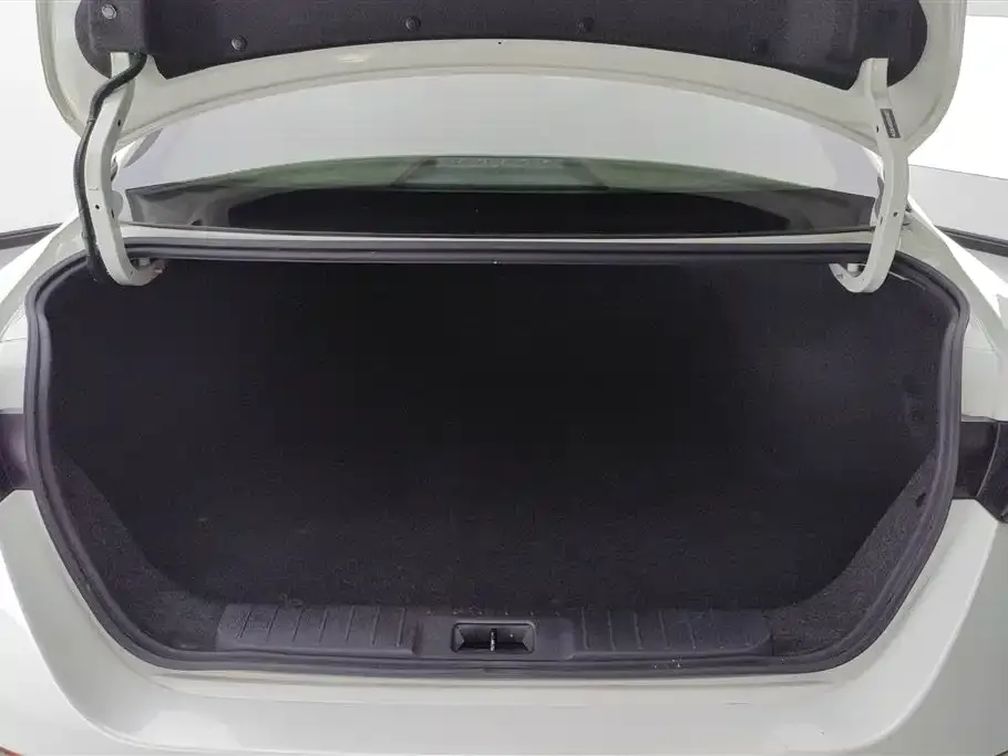 Nissan Sylphy 2021 из CN, фото 4