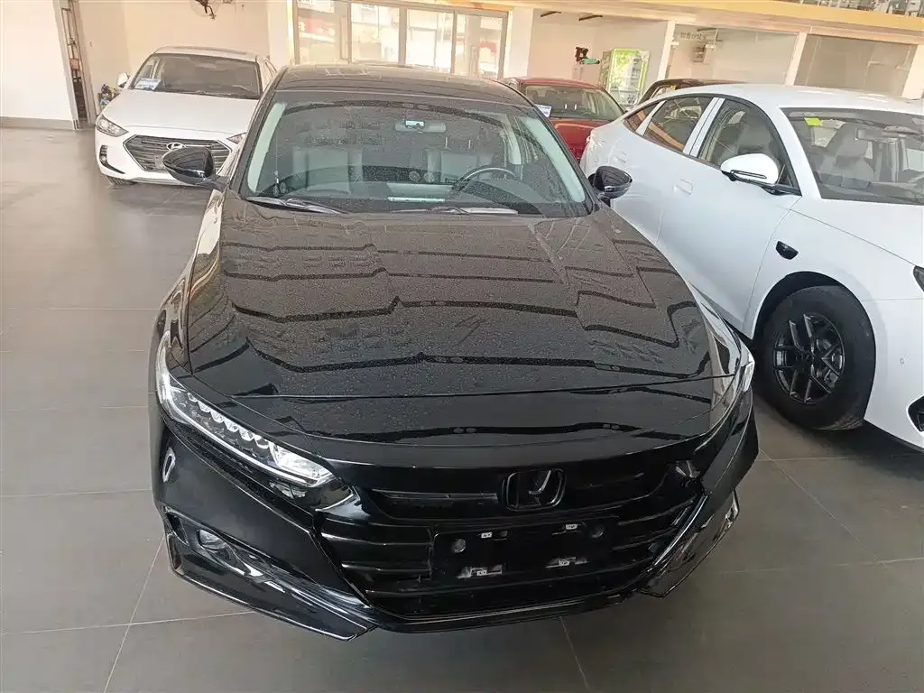 Honda Accord 2023 из CN, фото 3