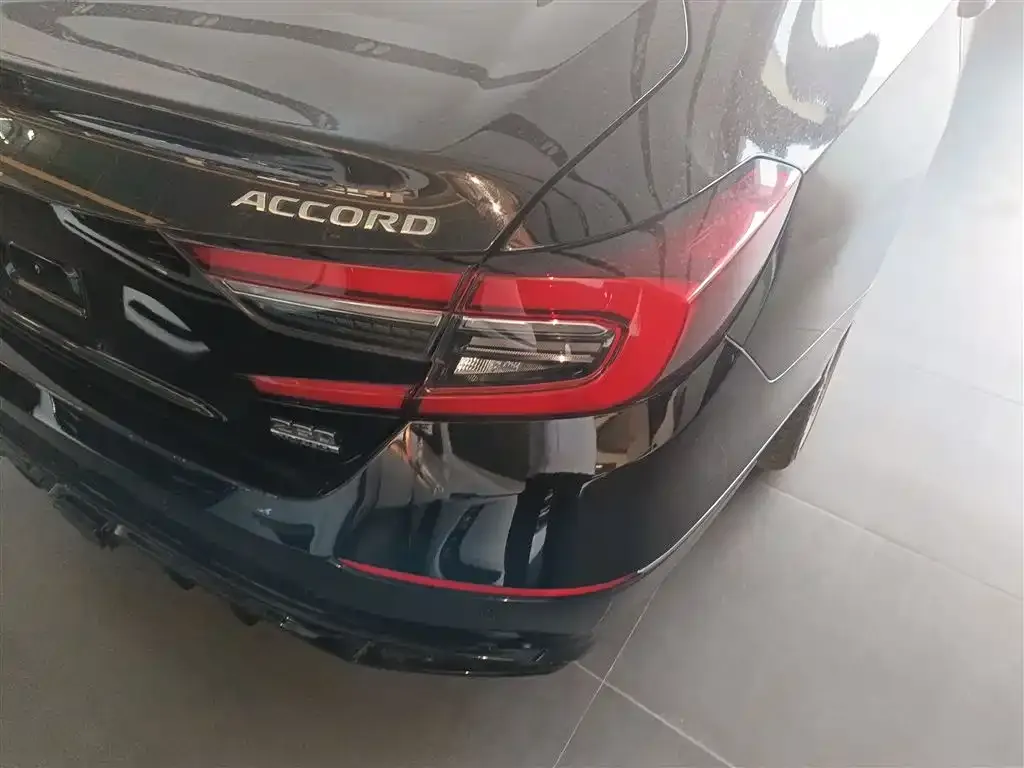 Honda Accord 2023 из CN, фото 8