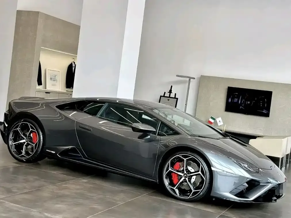 Lamborghini Huracan 2023 из CN, фото 2