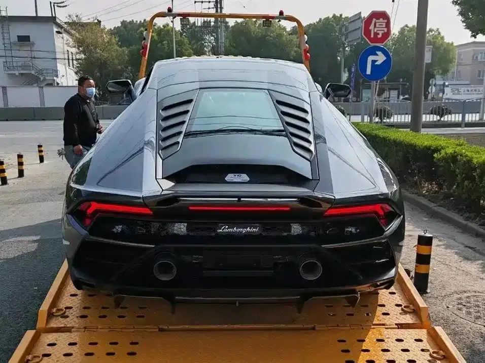 Lamborghini Huracan 2023 из CN, фото 4