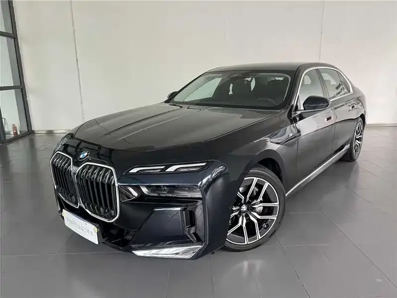 BMW 7 Series 2025 из CN, фото 1