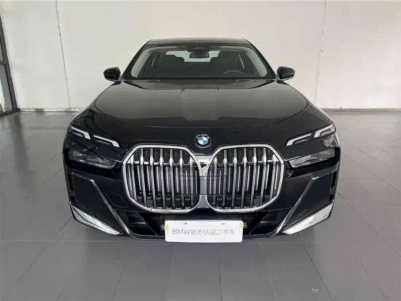BMW 7 Series 2025 из CN, фото 2