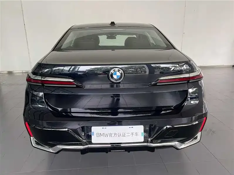 BMW 7 Series 2025 из CN, фото 5