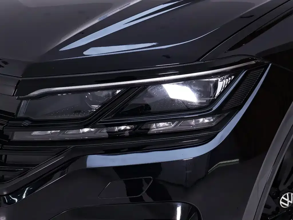 Volkswagen Touareg 2021 из CN, фото 4