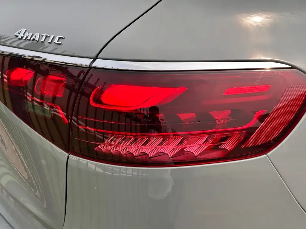 Mercedes-Benz GLS — фото 9