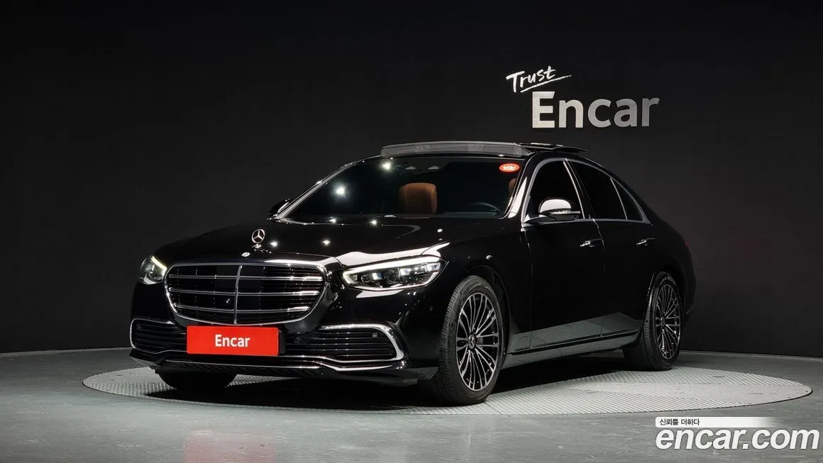 Mercedes-Benz S-Class — фото 1