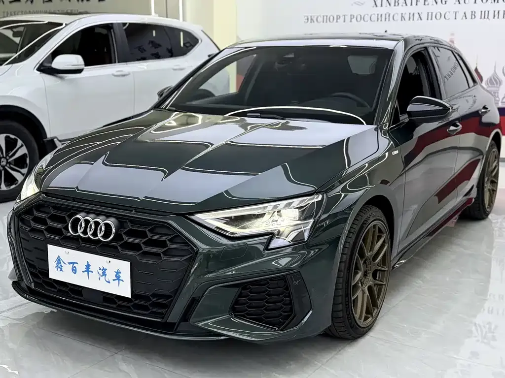 Audi A3 2022 из CN, фото 1