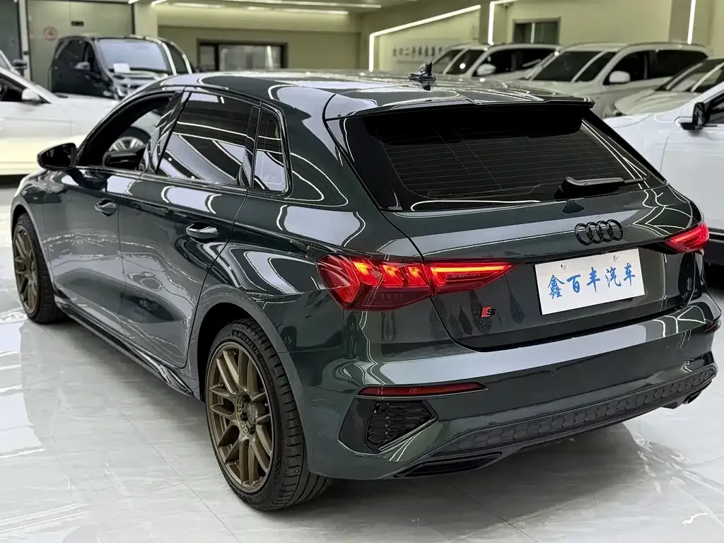 Audi A3 2022 из CN, фото 10