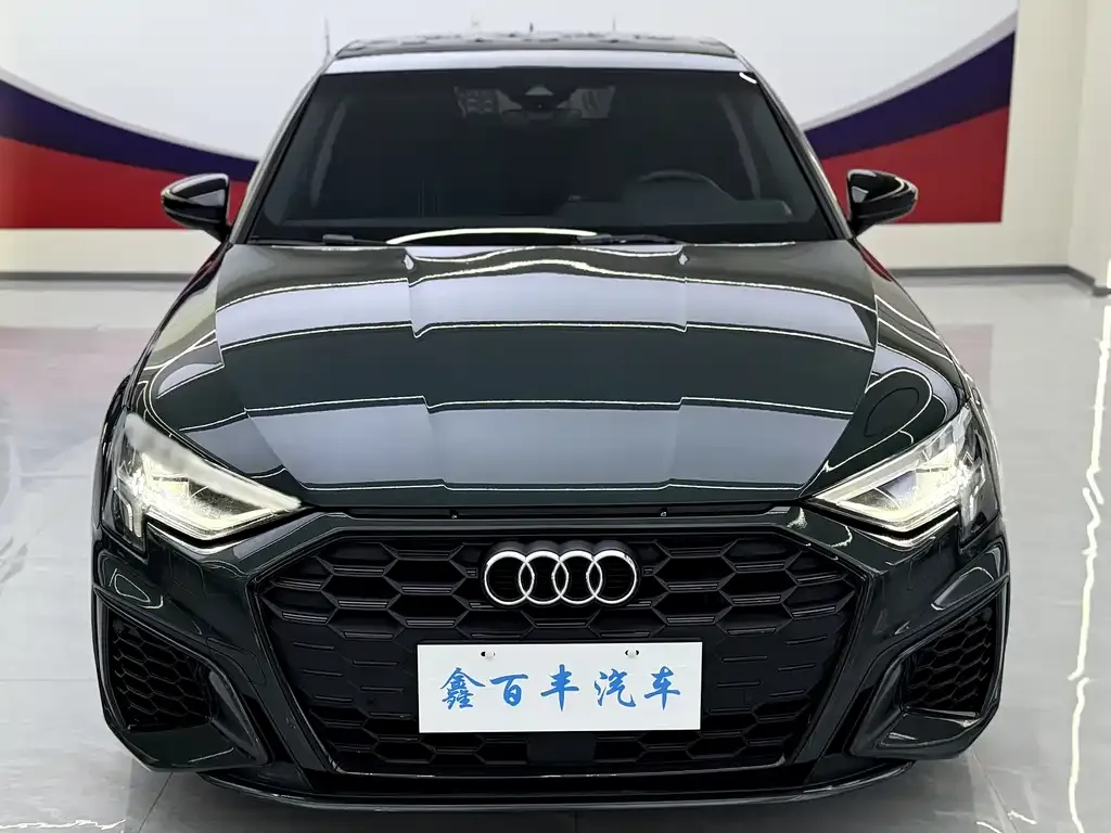 Audi A3 2022 из CN, фото 2